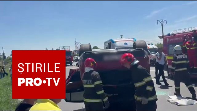 Accident grav la ieșirea din Focșani: trei persoane rănite, șoferul ar fi folosit telefonul