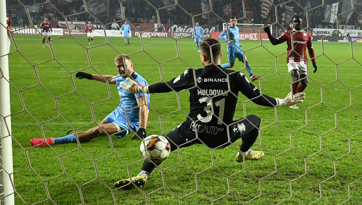 Adam Nemec rămâne la FC Voluntari după promovare, contractul i se prelungește automat