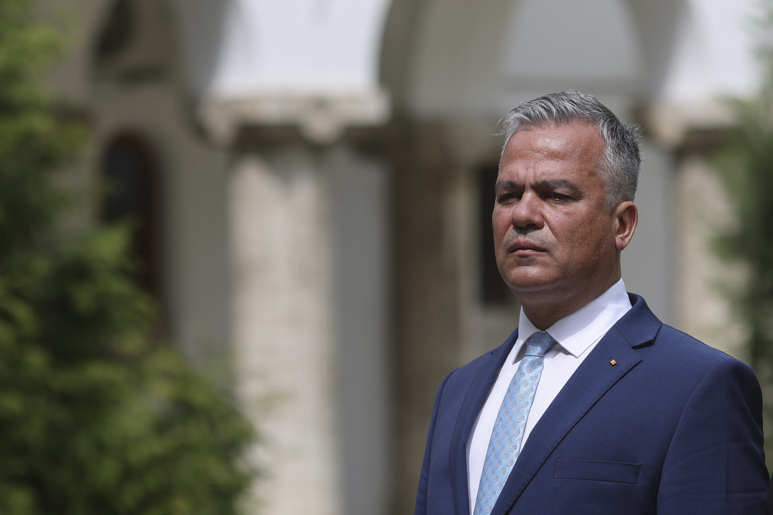 Adrian Veștea, acuzat de fostul comandant NATO că a sabotat planurile Alianței în zona Cincu, este propus premier