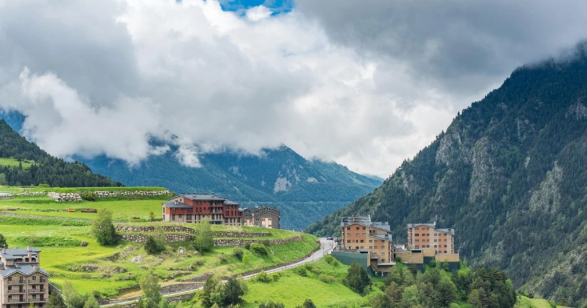 Andorra, destinația ascunsă din Europa care atrage tot mai mulți turiști: sate alpine și peisaje ca în Elveția, fără aglomerație