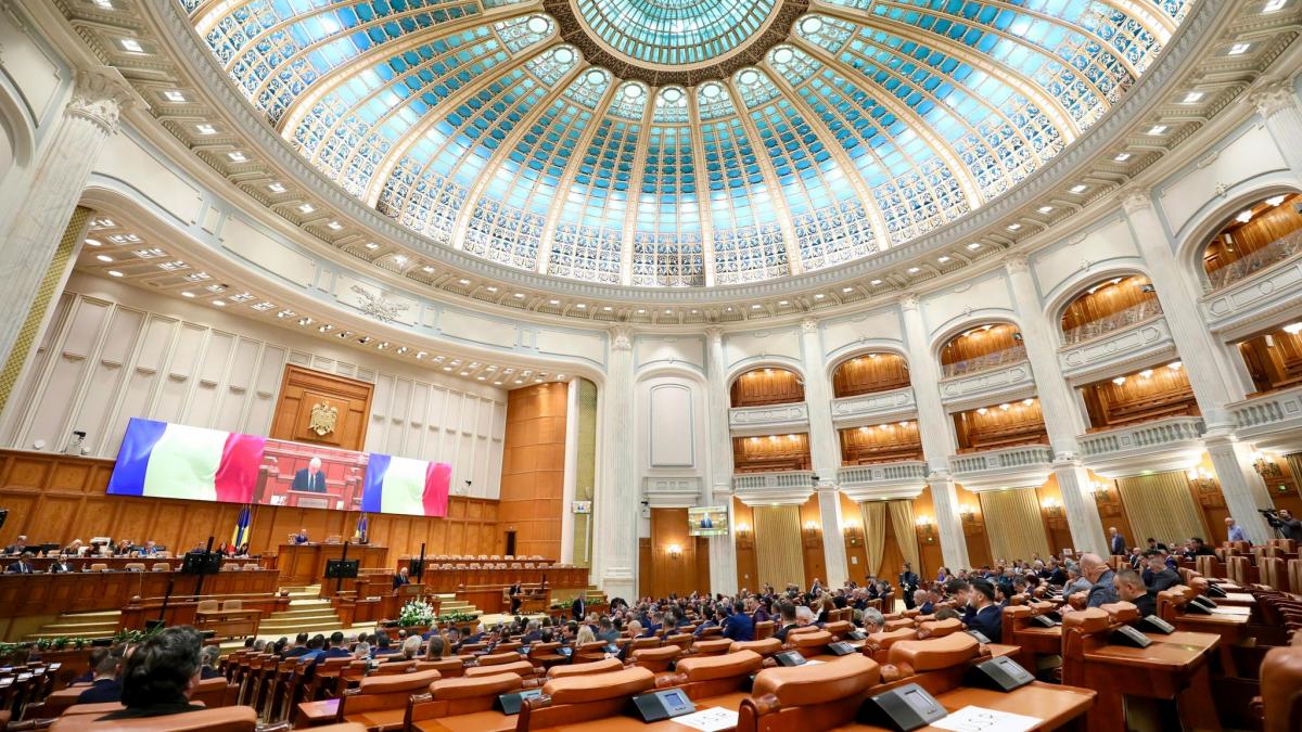 AP: Criza politică se adâncește în România, cu unul dintre cele mai mari deficite bugetare din UE