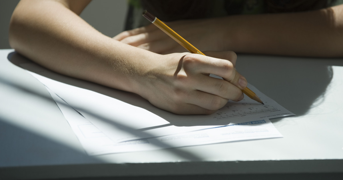 Bacalaureat 2026: modele de subiecte publicate de Ministerul Educației pentru toate probele scrise