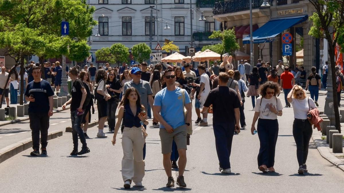 Calea Victoriei devine pietonală duminică, cu atelier de pictură, tur ghidat și dezbateri