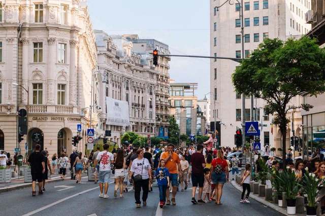 Calea Victoriei, închisă pentru mașini duminică până la ora 20.00, în cadrul evenimentului Străzi Deschise