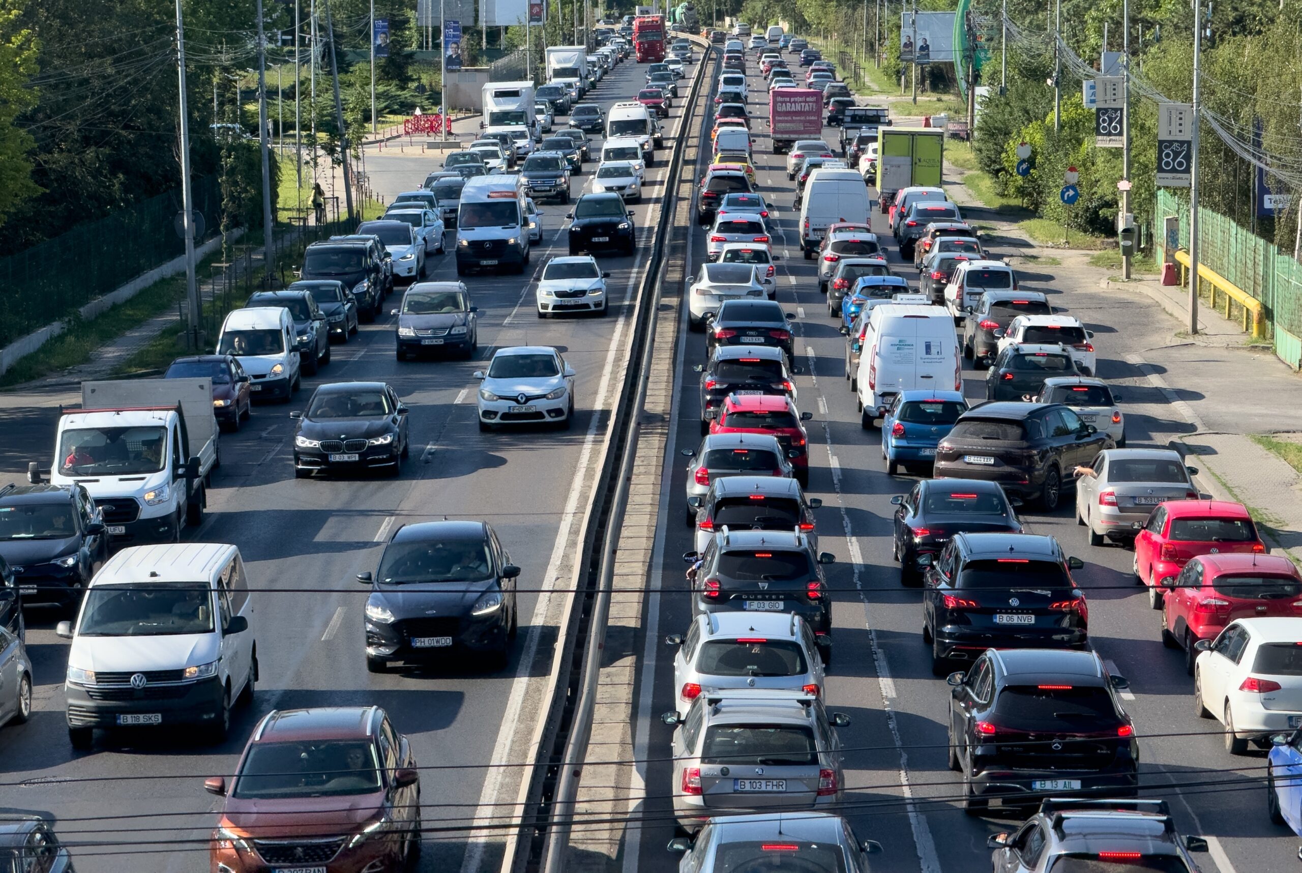 Când merită să înlocuiești mașina veche cu una nouă: regula de 50% și sfaturi financiare