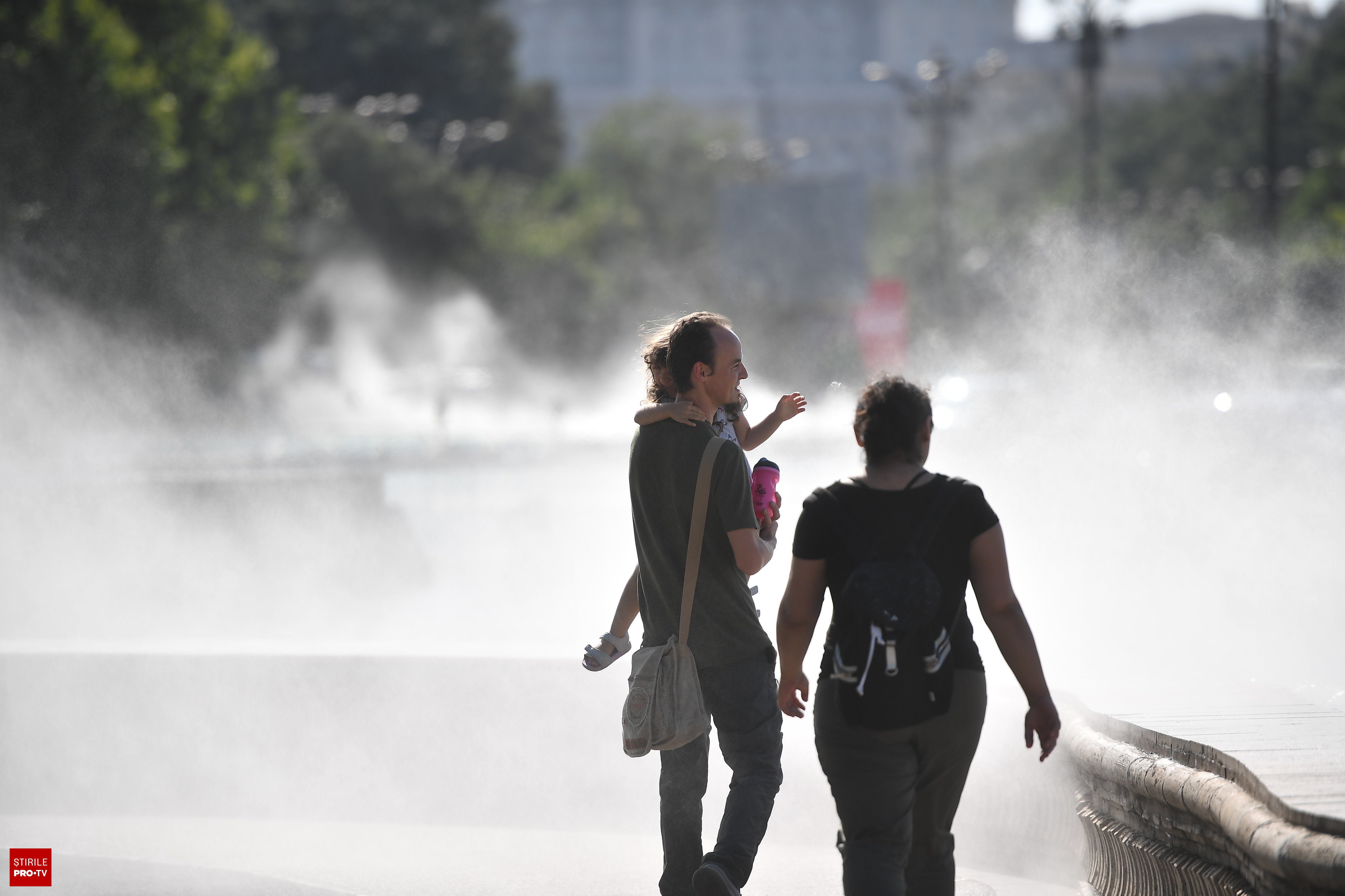 Caniculă în România pe 20 iunie 2026: 34 de grade în vest, ploi torențiale și grindină în mai multe regiuni