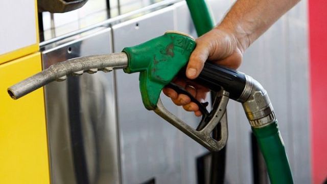 Chevron: Ieftinirea benzinei în SUA nu va fi imediată, în timp ce Trump investighează companiile petroliere