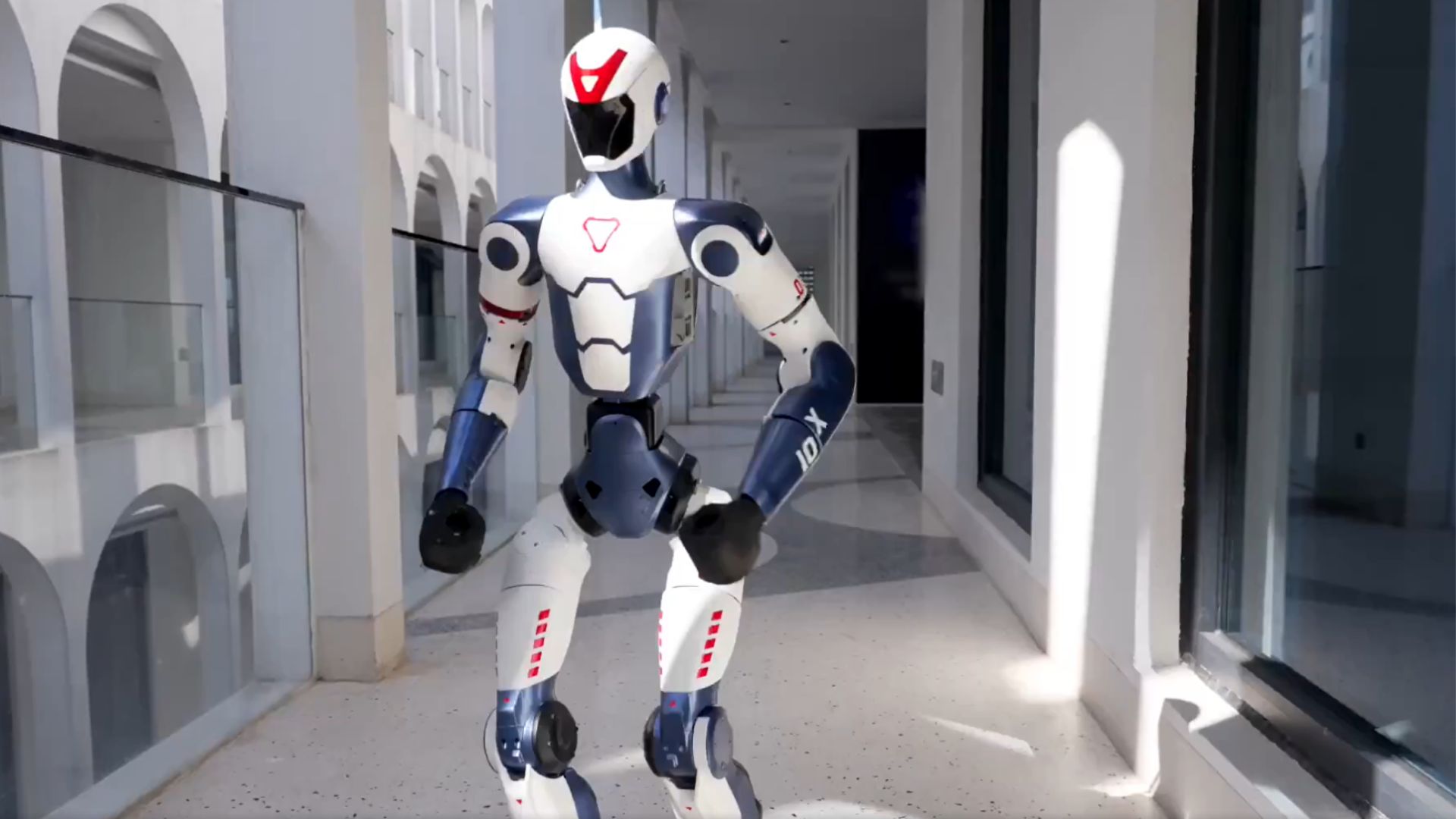 China produce mii de roboți umanoizi, dar cererea rămâne scăzută