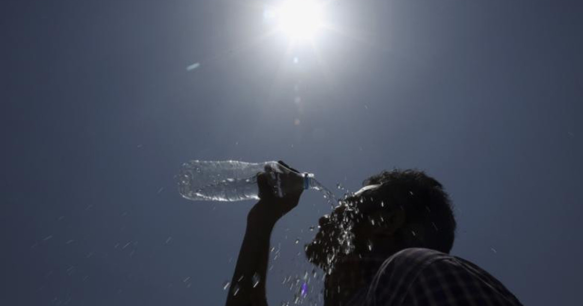 Cod galben de caniculă în 14 județe, sâmbătă, cu temperaturi de până la 34 de grade. Duminică se extinde valul de căldură