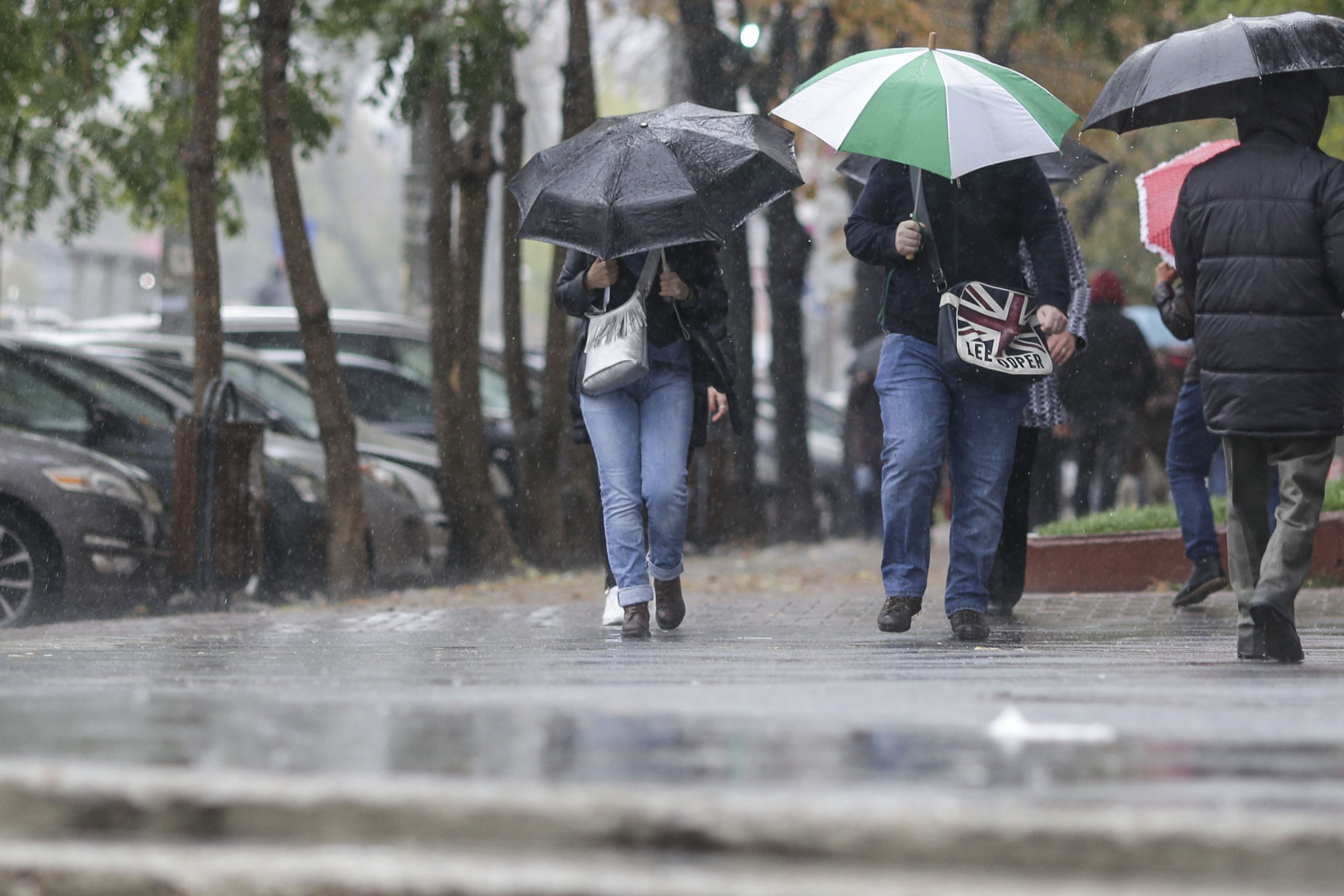 Cod galben de vijelii în București până la ora 21:00, avertizează meteorologii