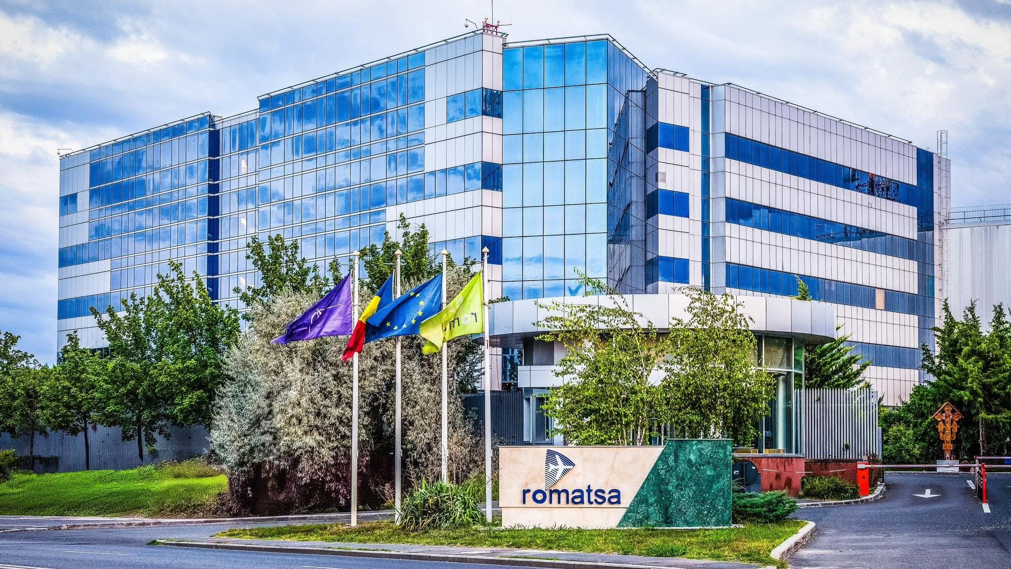 CSAT caută soluții după suspendarea licenței ROMATSA pe o lună, din cauza unui litigiu cu șapte controlori de trafic