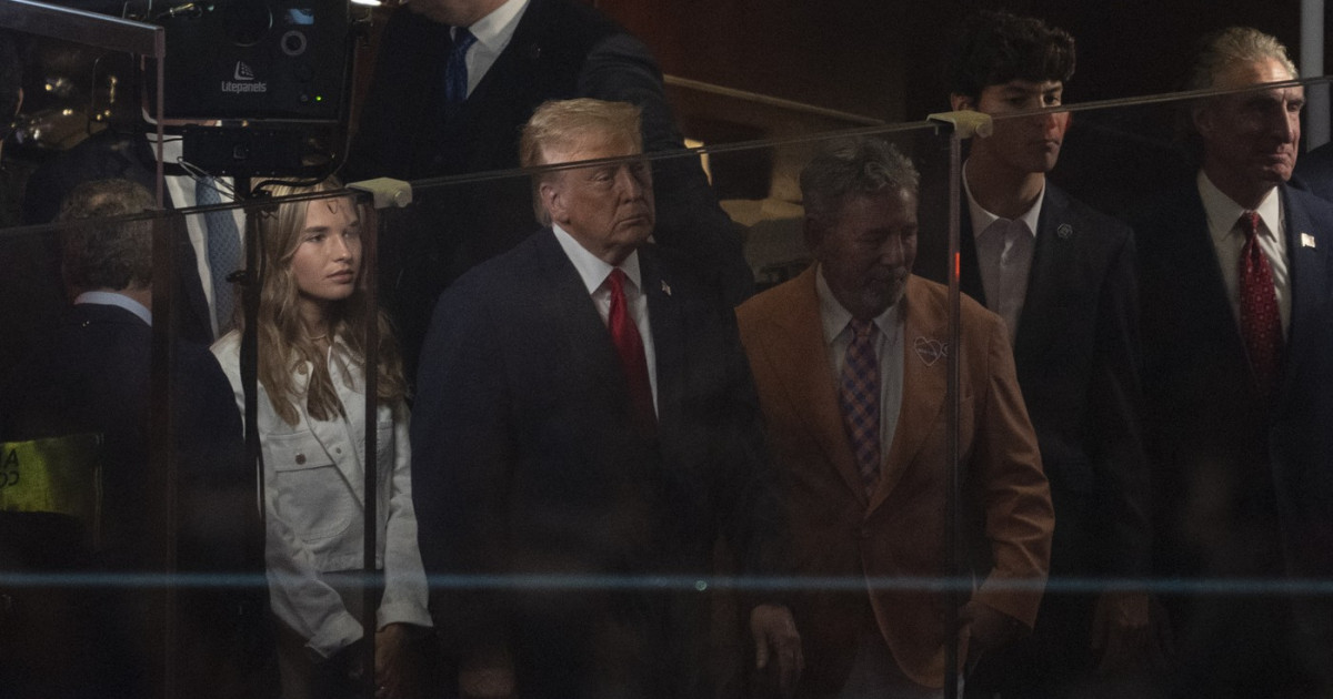 Donald Trump, huiduit puternic la Madison Square Garden în timpul finalei NBA