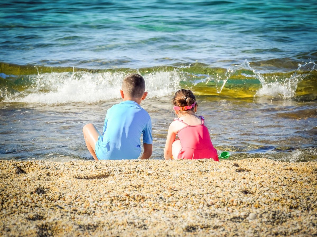 Elevii intră în vacanța de vară de vineri. Anul școlar 2026-2027 începe pe 7 septembrie