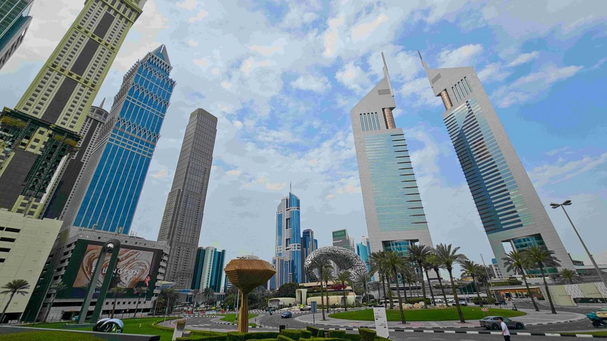 Emirates și Etihad oferă asigurări de călătorie pentru Dubai și Abu Dhabi, pe fondul riscurilor din Orientul Mijlociu