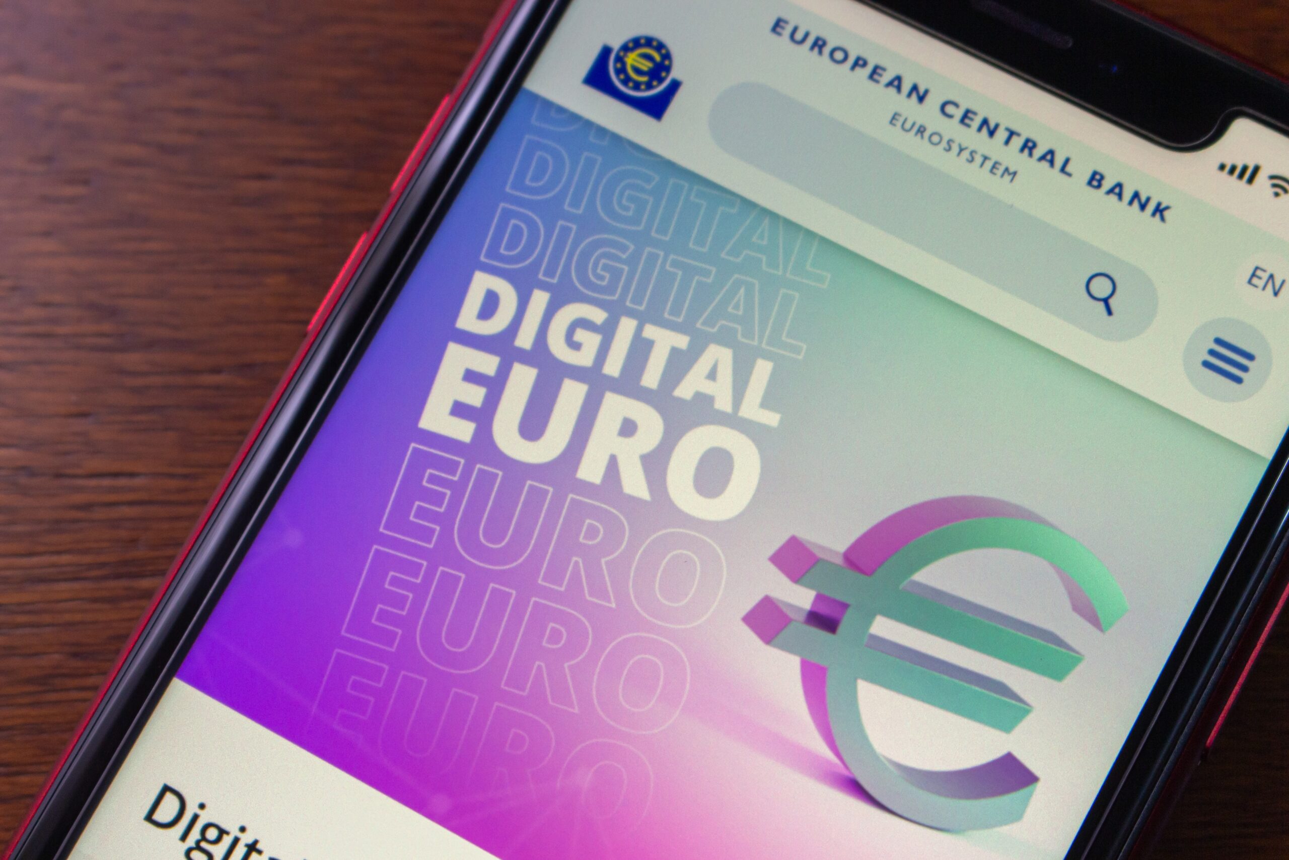 Euro digital: Parlamentul European face un nou pas legislativ; lansare posibilă în 2029