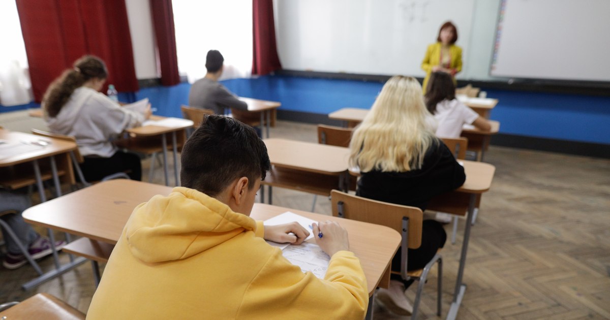 Evaluarea Națională 2026: Proba la Matematică, miercuri 24 iunie. Reguli stricte și obiecte interzise