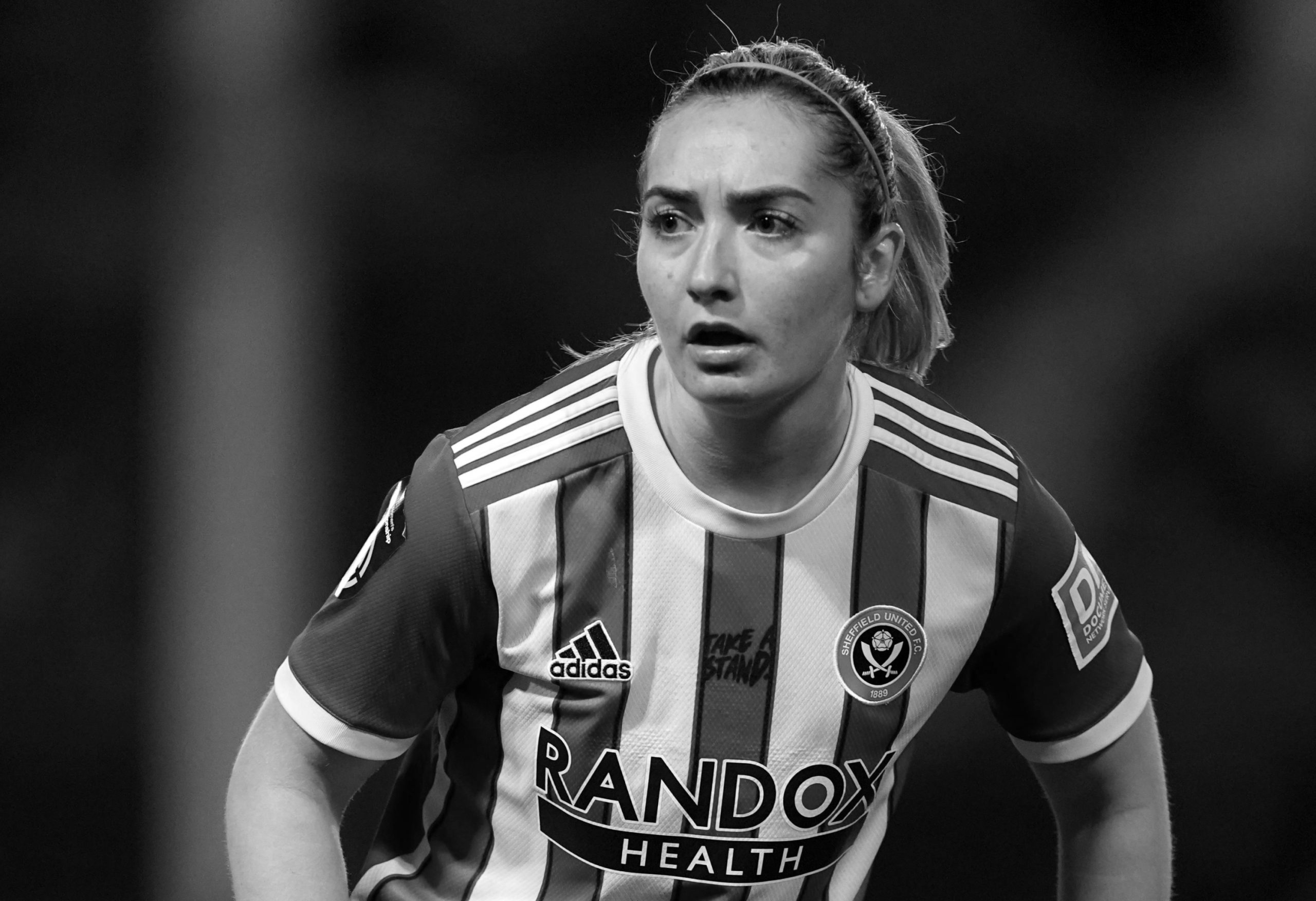 Familia fotbalistei Maddy Cusack, sinucisă la 27 de ani, cere tragerea la răspundere a fostului antrenor