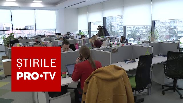 Femeile câștigă cu aproape 2.600 de lei net peste bărbați în extracția petrolului, deși în 51 din 67 de domenii bărbații sunt avantajați