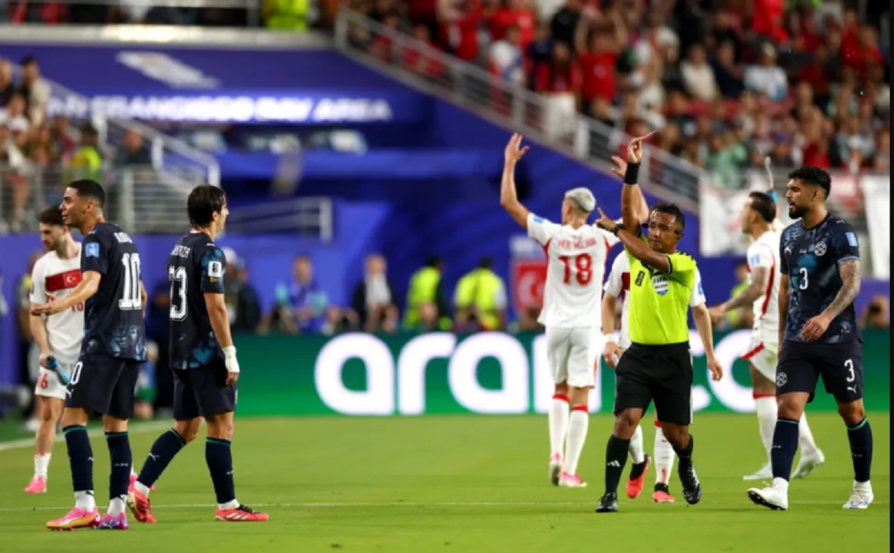 FIFA aplică „Legea Vinicius” la CM 2026: roșu direct pentru Miguel Almiron după ce și-a acoperit gura