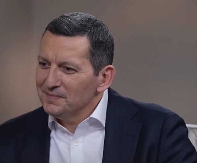 Fost purtător de cuvânt al regimului Assad, repus în funcție diplomatică în Siria