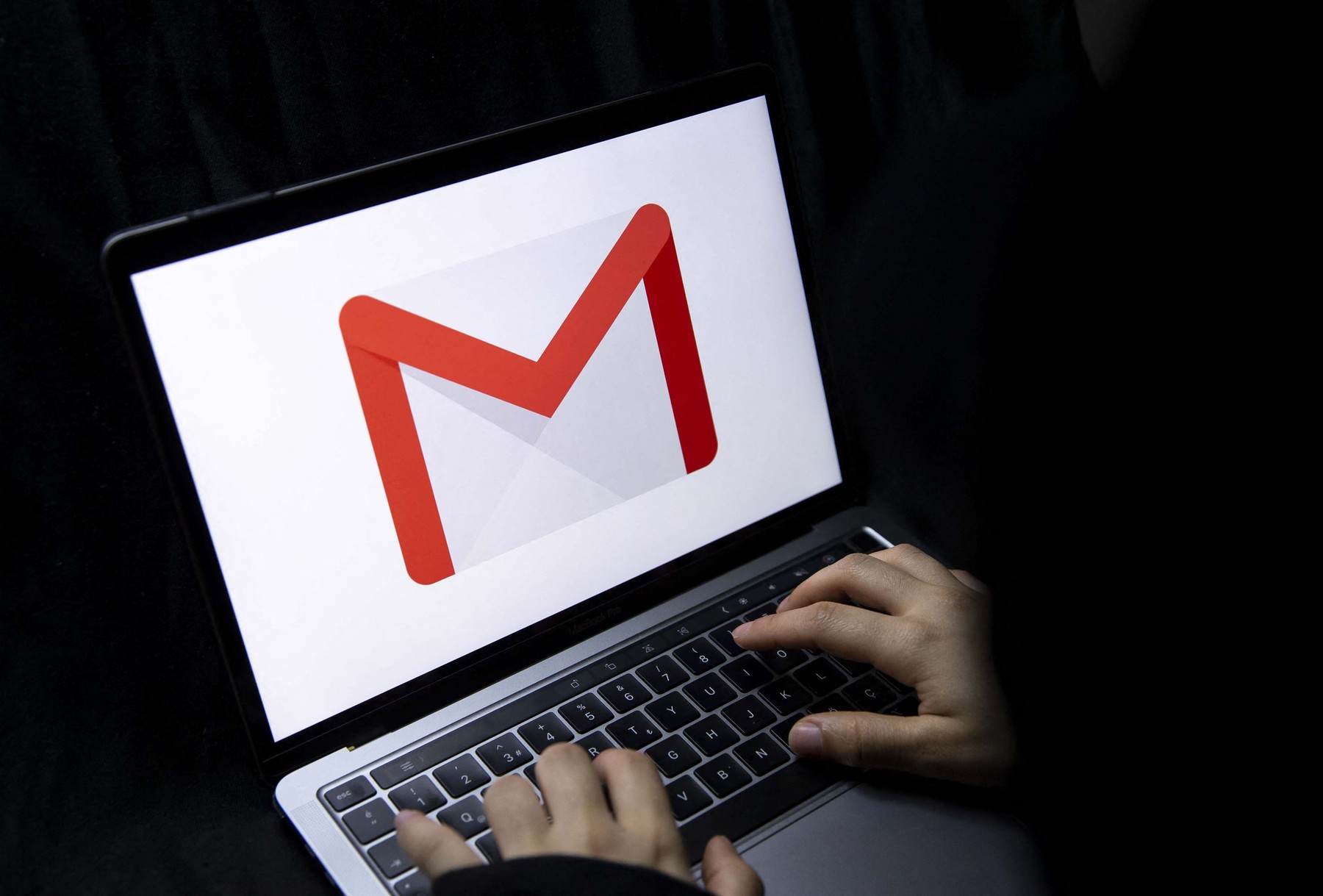 Funcția Gmail „Undo Send” care previne trimiterea emailurilor greșite. Cum se activează