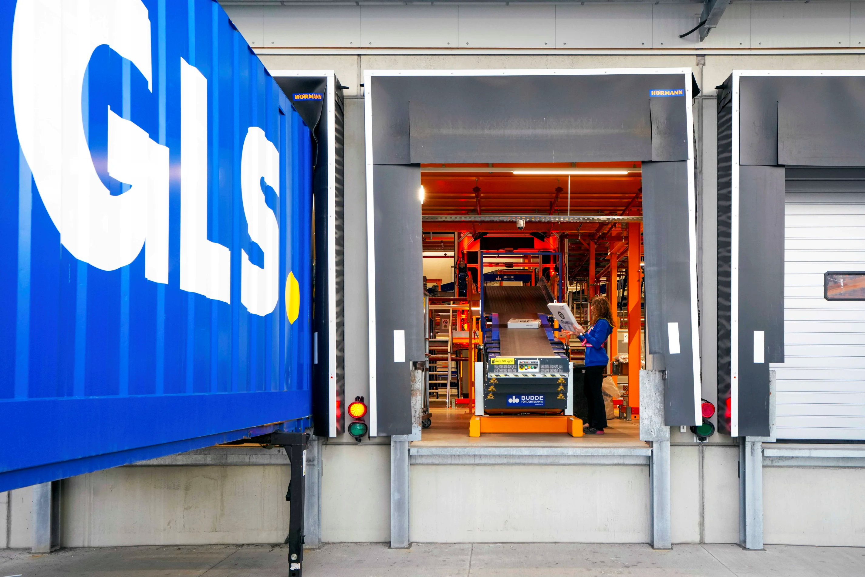 GLS România investește peste 20 mil. euro în extinderea hub-ului și a rețelei Out of Home în 2026