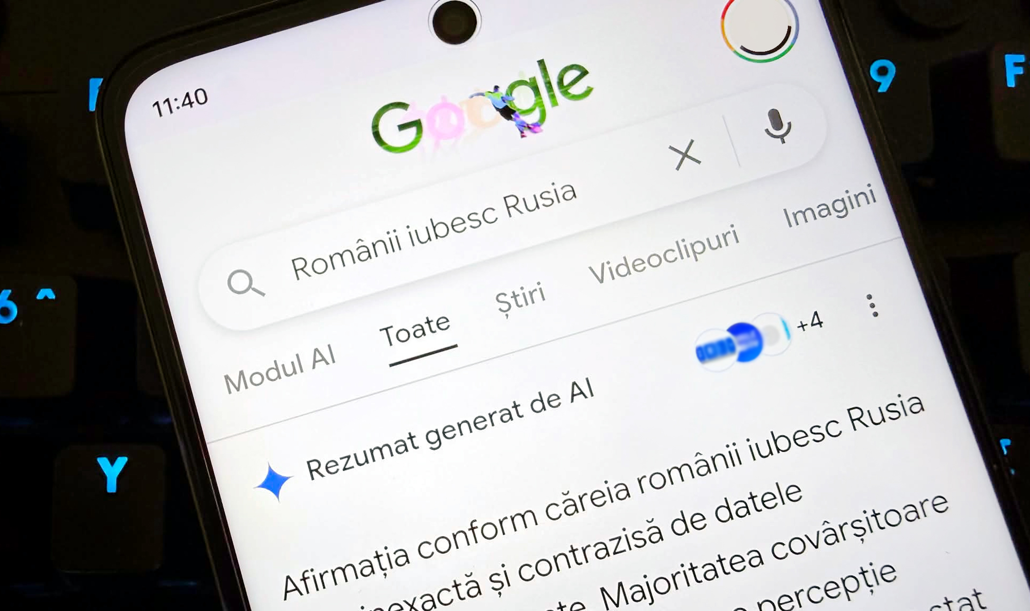 Google poate fi tras la răspundere pentru informațiile false generate de AI în căutări, decis o instanță din Germania