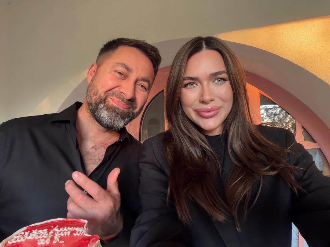 Iustina Loghin și Cornel Luchian sărbătoresc doi ani de căsătorie. Artista este însărcinată cu al doilea copil