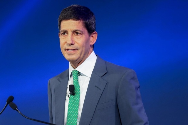 Kevin Warsh, noul șef al Fed, adoptă un stil de comunicare sobru, iar piețele reacționează nervos