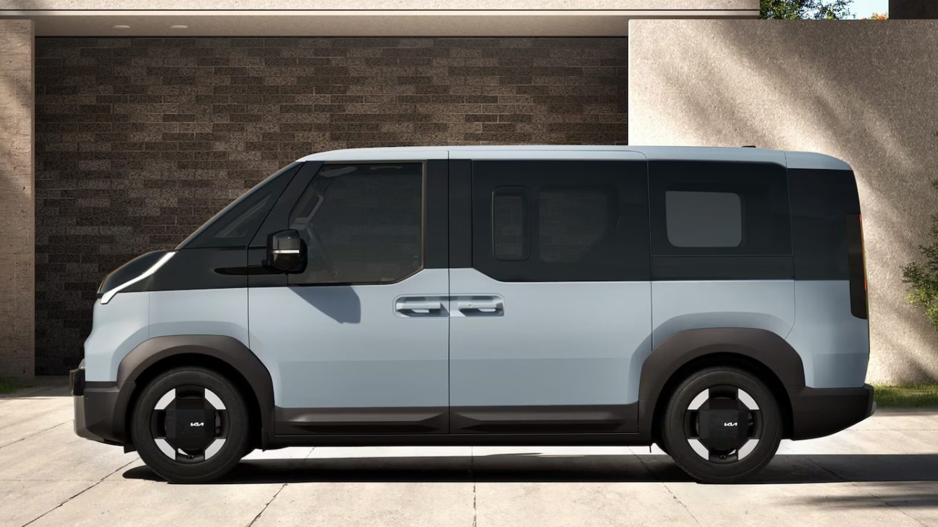 Kia lansează duba electrică PV5 cu 7 locuri, autonomie de peste 390 km și preț de la 43.500 euro