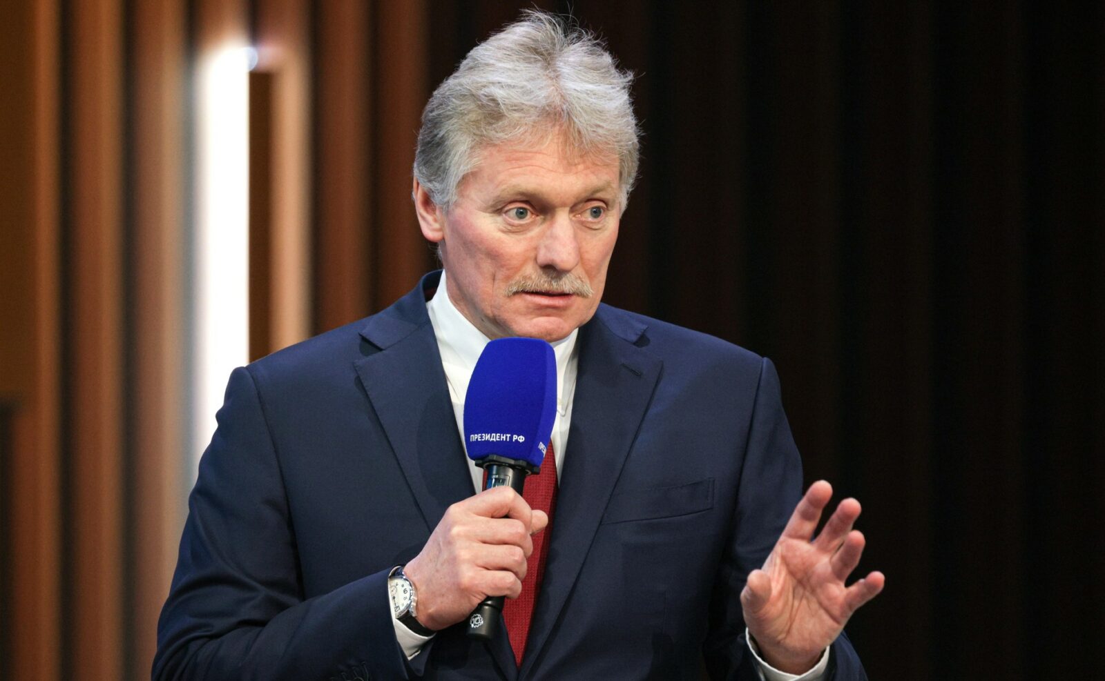 Kremlinul: Războiul se poate încheia azi dacă Ucraina se retrage din „regiunile ruse”