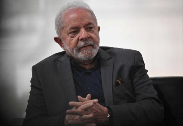 Lula glumește că vrea să-l recruteze pe Messi la naționala Braziliei, după startul slab la CM 2026