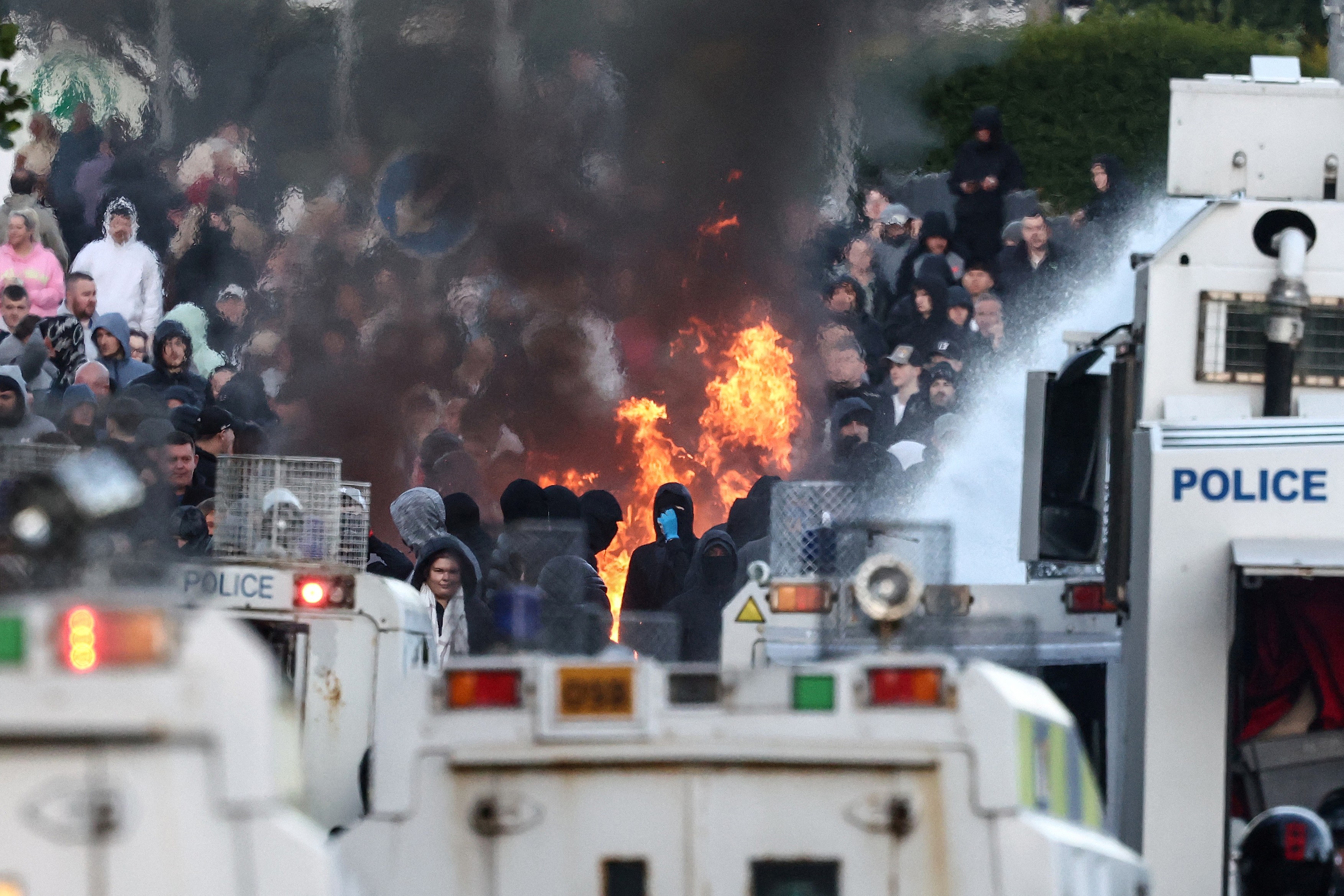 MAE a asistat 41 de români afectați de violențele din Irlanda de Nord; au fost emise 15 titluri de călătorie