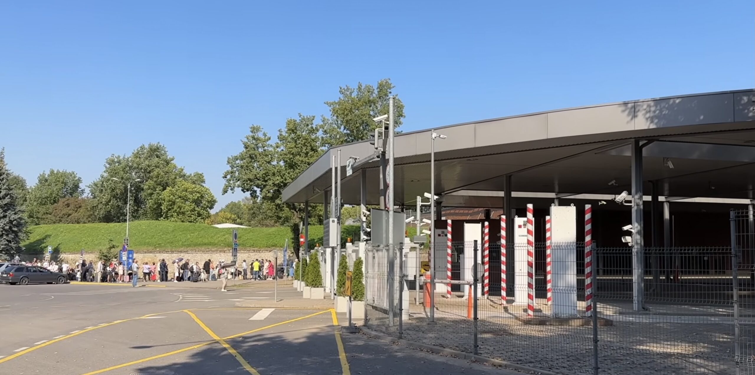 MAE: Punctul de trecere Narva-Ivangorod, între Estonia și Rusia, se închide temporar de la 15 iunie
