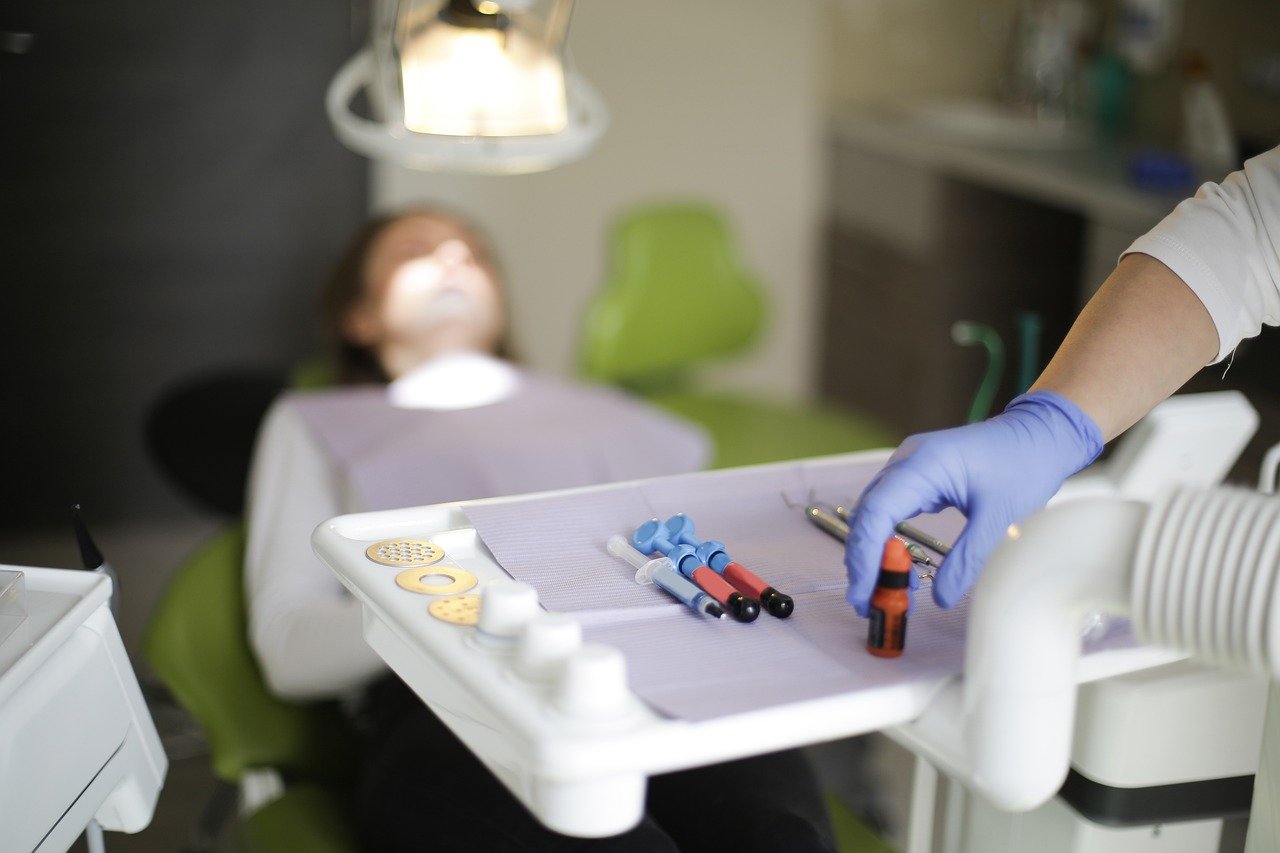Medic stomatolog din Timiș intră în greva foamei din cauza nerezolvării plângerilor la Colegiu