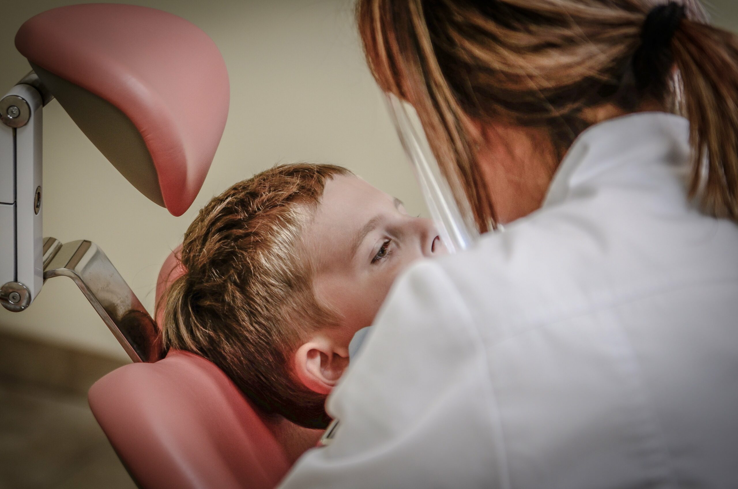 MIH, o afecțiune dentară puțin cunoscută, afectează 28% dintre copiii din Scandinavia
