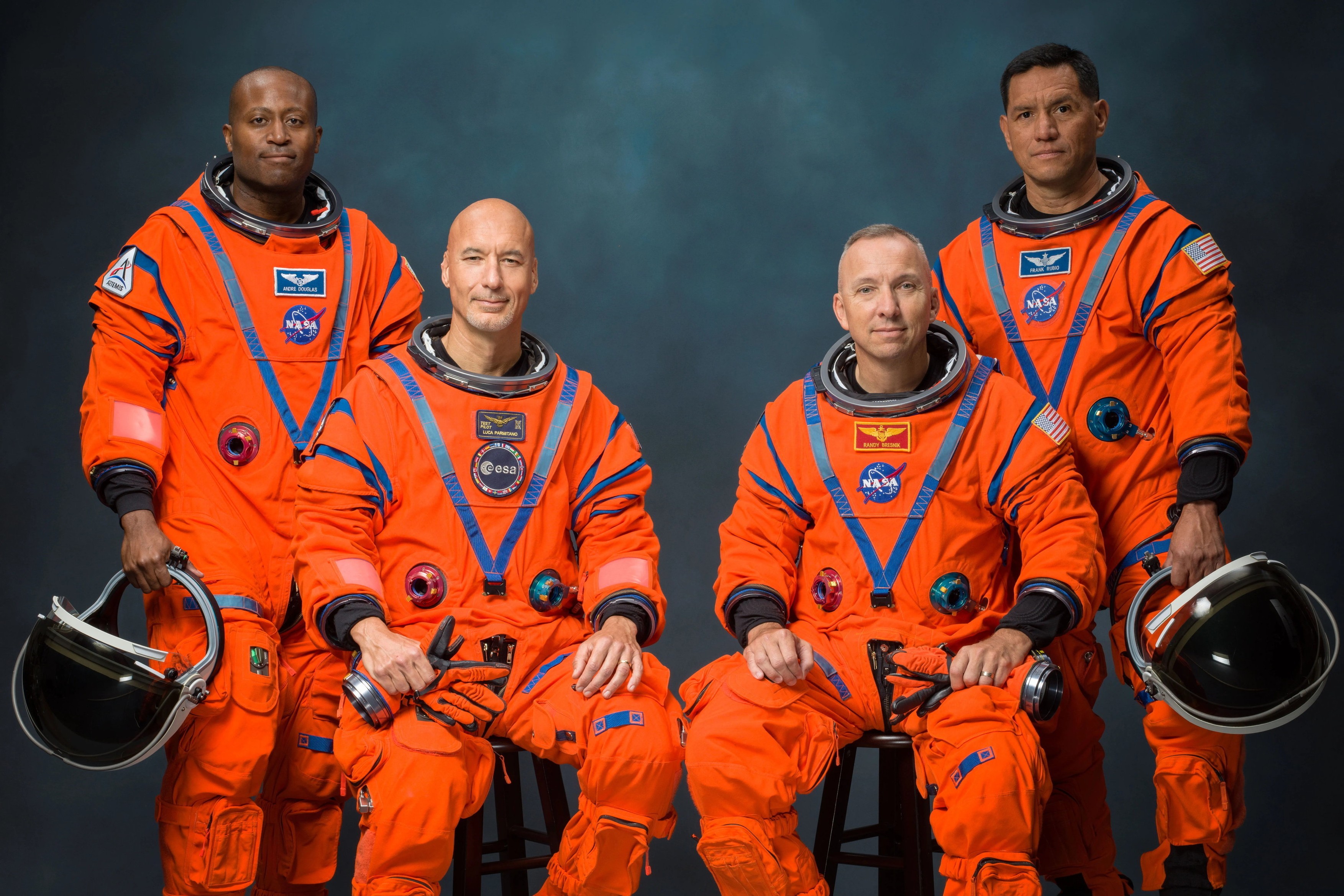 NASA anunță echipajul misiunii Artemis III: patru astronauți, inclusiv un italian