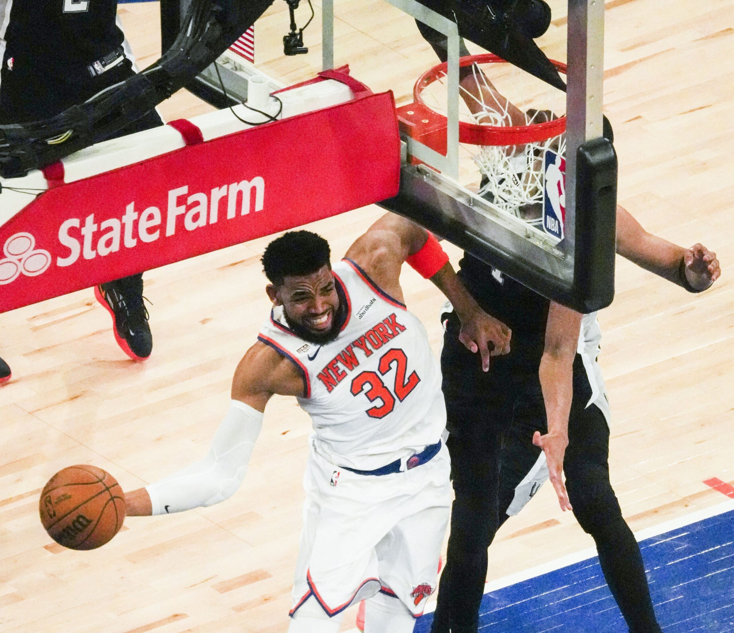 New York Knicks, campioană NBA după 53 de ani. Victorie cu 94-90 în fața lui San Antonio Spurs