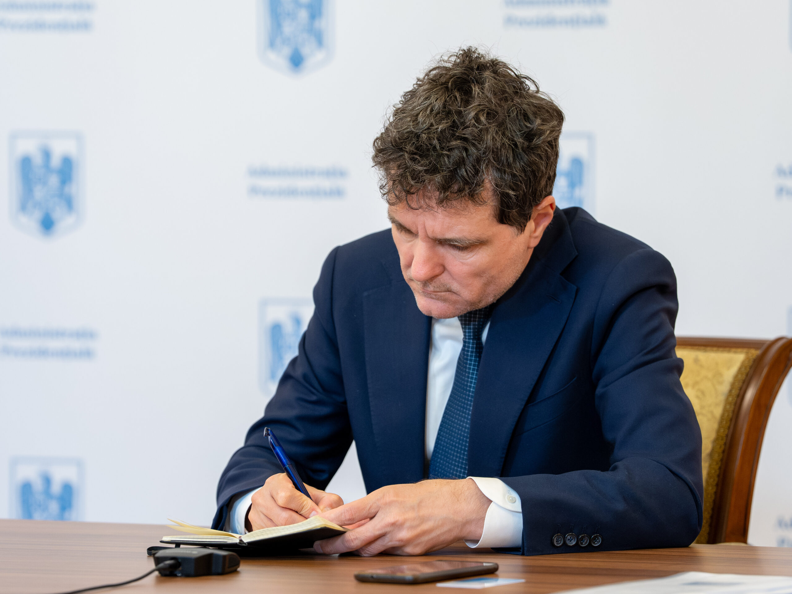Nicușor Dan intervine pentru susținerea lui Eugen Tomac: partidele, îndemnate la dialog