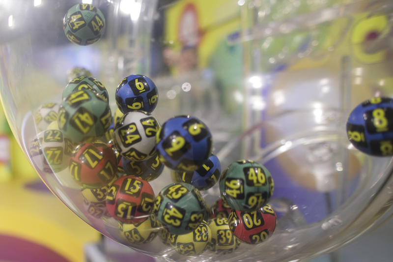 Noi trageri LOTO joi, 4 iunie 2026. Report de peste 5,48 milioane de euro la Loto 6/49