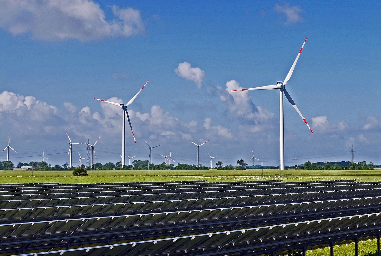 OMV Petrom investește 300 de milioane de euro într-un proiect de energie solară și stocare în Bulgaria