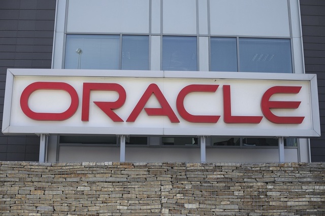 Oracle a redus 21.000 de locuri de muncă într-un an, din cauza investițiilor masive în AI