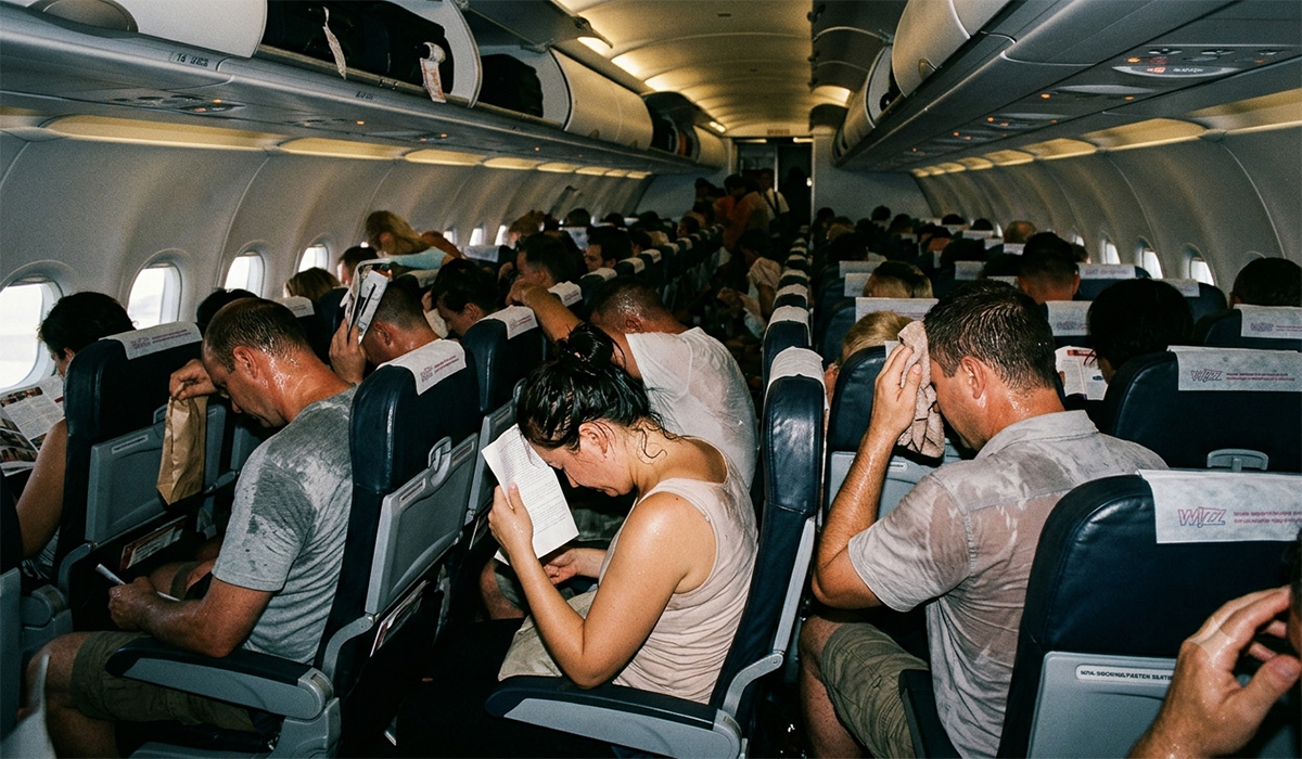 Pasageri blocați în avion la Frankfurt, temperatură de peste 50°C, spre Antalya