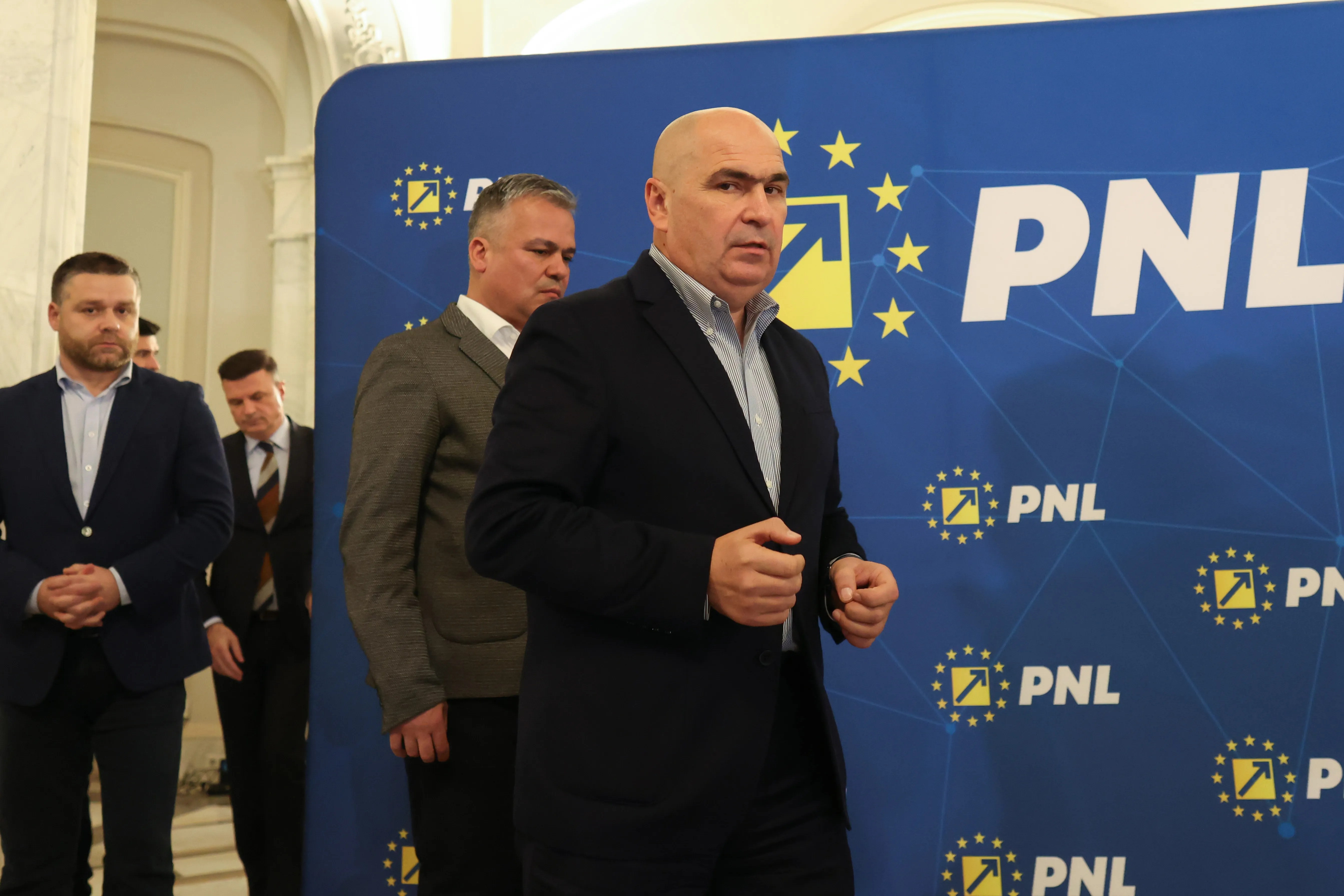 PNL se reunește vineri pentru a convoca Congresul extraordinar de duminică, în plin conflict intern