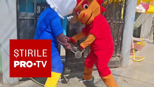 Polițiști deghizați în mascotele Cupei Mondiale 2026 pentru a prinde un traficant de droguri, în Peru