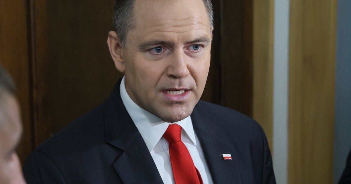 Polonia îi retrage lui Zelenski cea mai înaltă distincție, din cauza onorării UPA