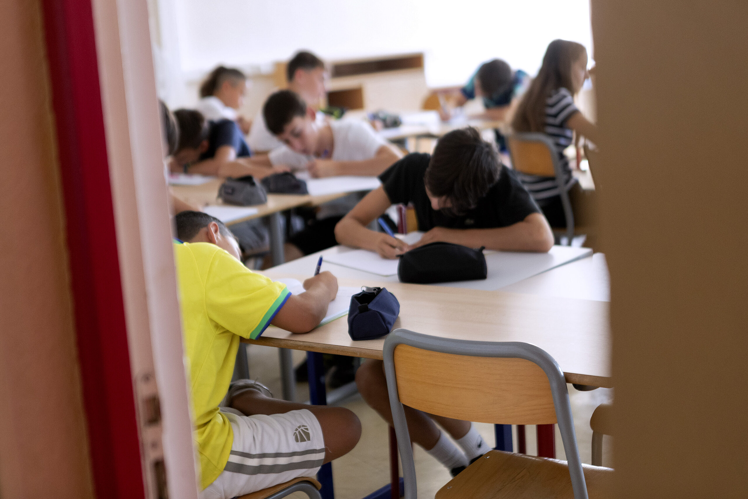 Polonia interzice telefoanele în școli pentru elevii sub 16 ani