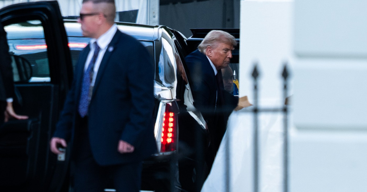 Popularitatea lui Trump scade la 34%, cel mai scăzut nivel din mandat, potrivit unui sondaj Reuters/Ipsos