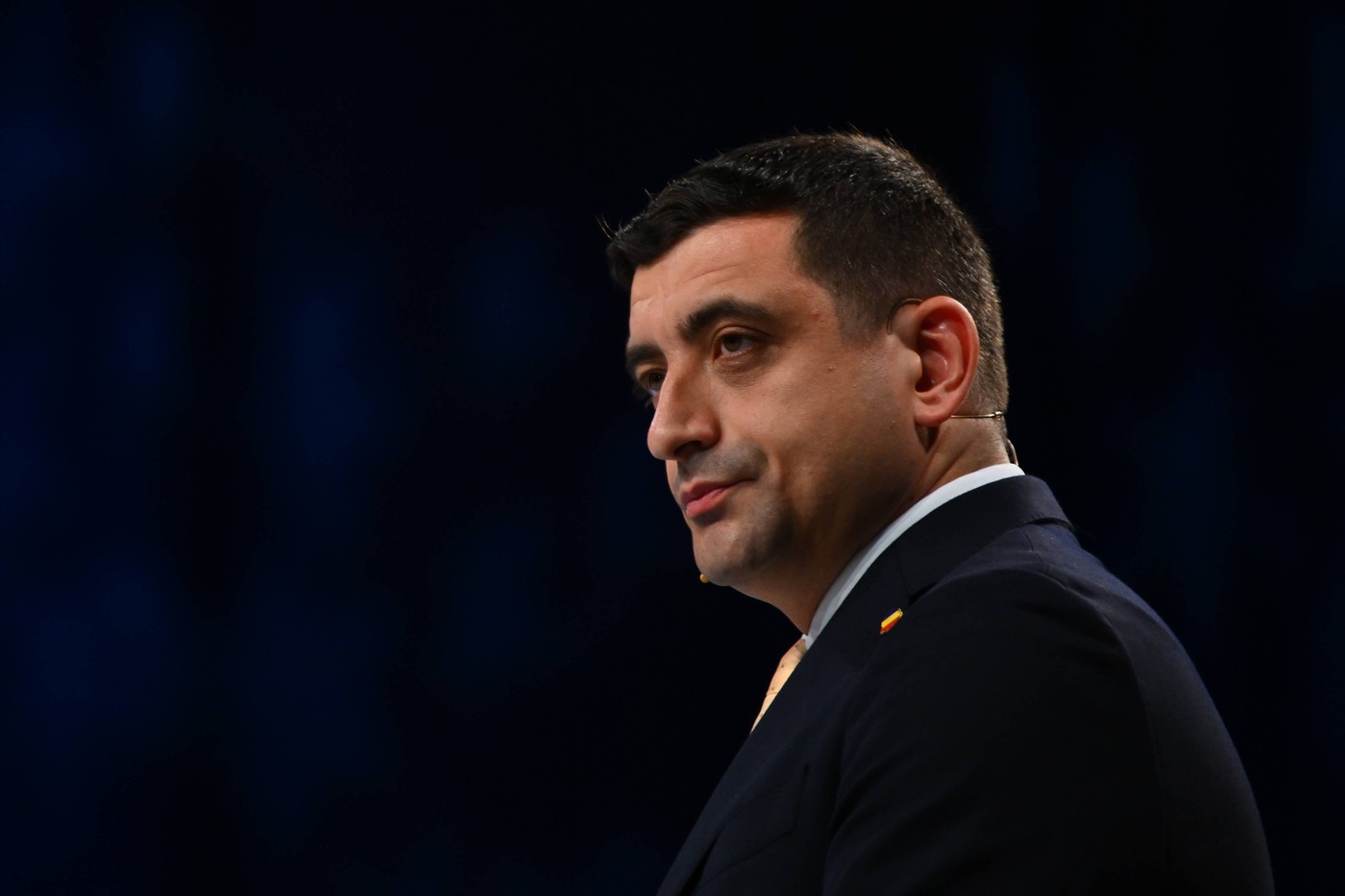 Portretul politicienilor care pot concura cu George Simion și valul galben al AUR