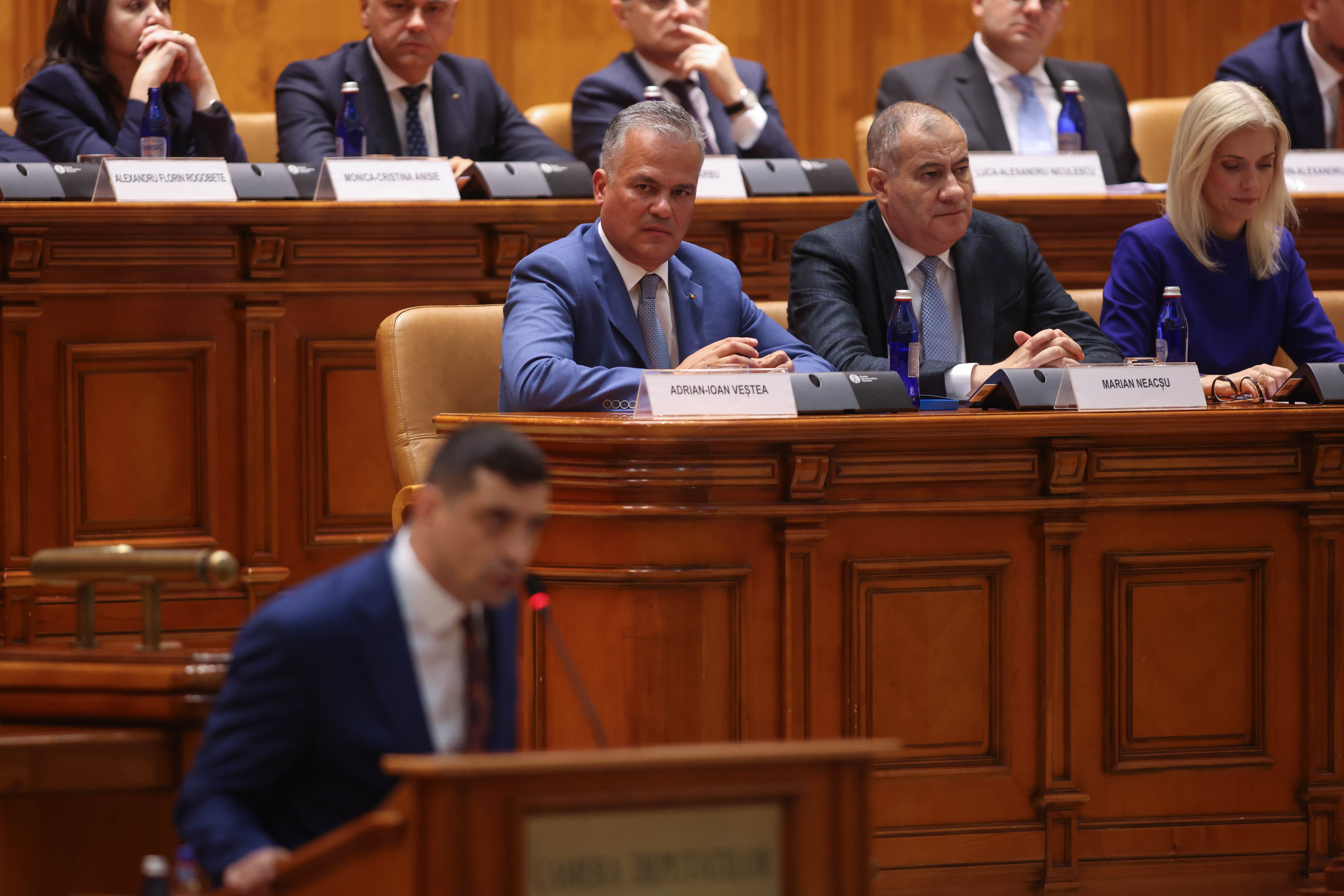 Presa internațională: Respingerea guvernului Veștea crește riscul alegerilor anticipate în România